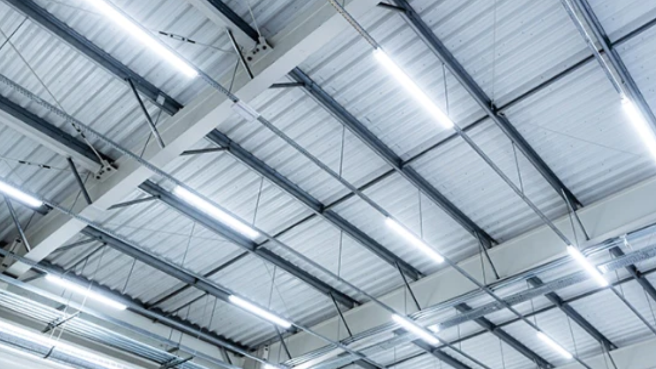 How Are High Bay Light Fixtures Used?